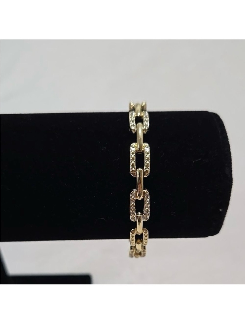 Gold Link Crystal Bracelet - Unbranded